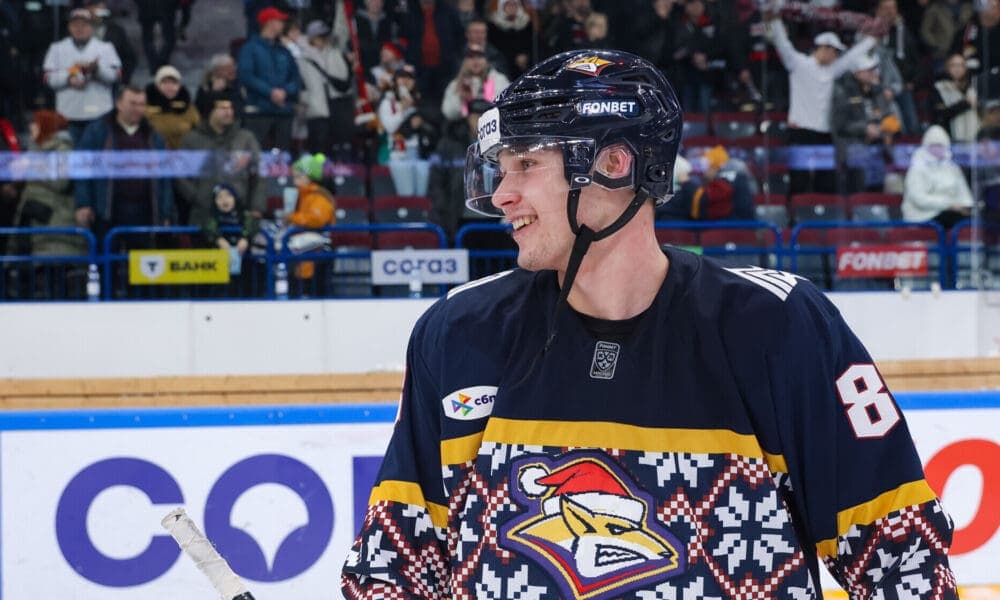 Teravainen's Status Uncertain as Kantserov Shines and Nestrasil Thrives