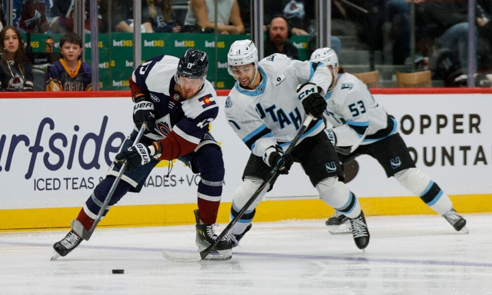 Avalanche Shine in Third Period Against Detroit During Christmas Break