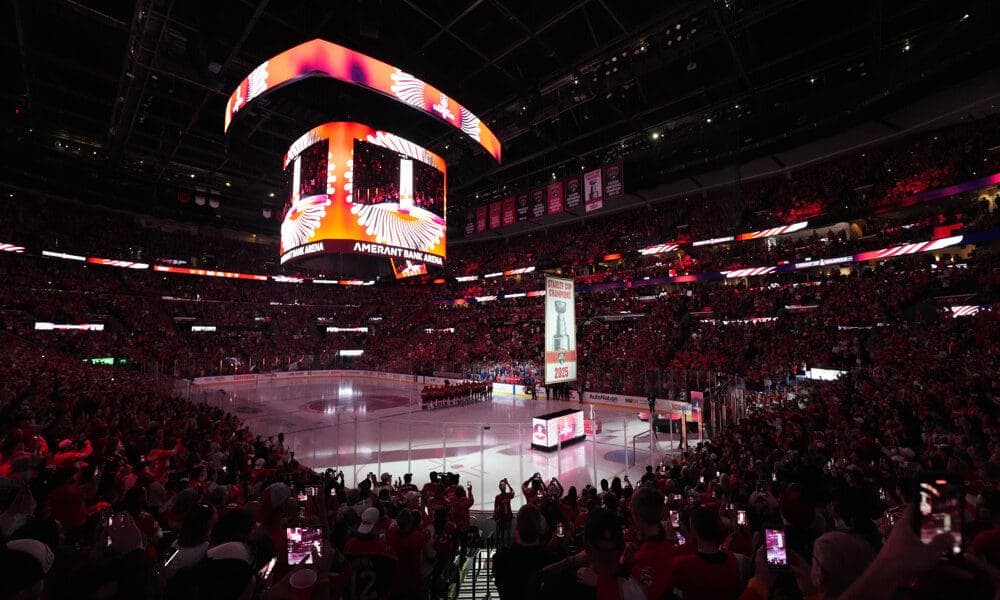 Florida Panthers Relive Stanley Cup Glory, Then Turn the Page