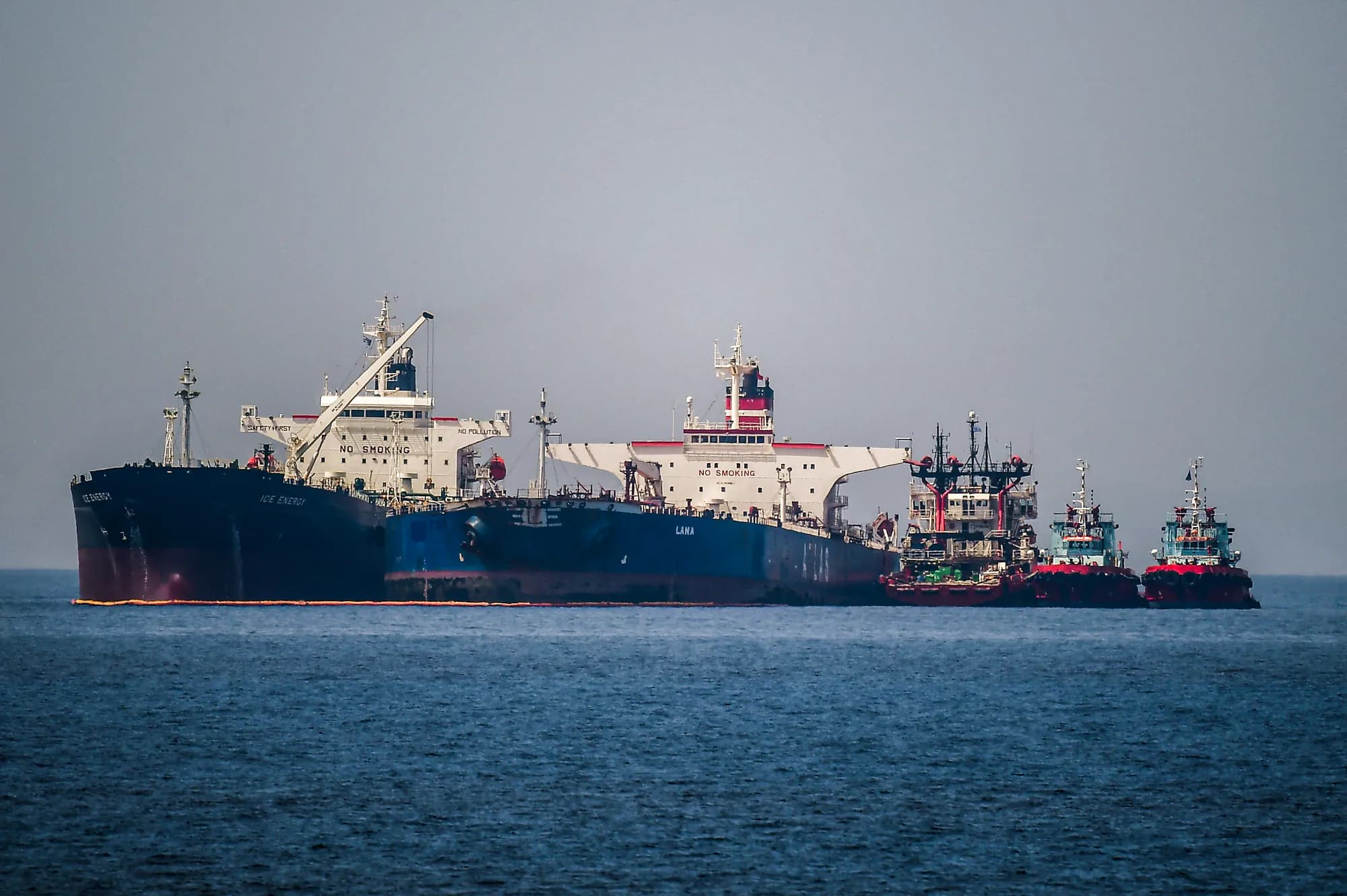 China Tops Authoritarian Nations in Evasion of US Sanctions, Report Reveals