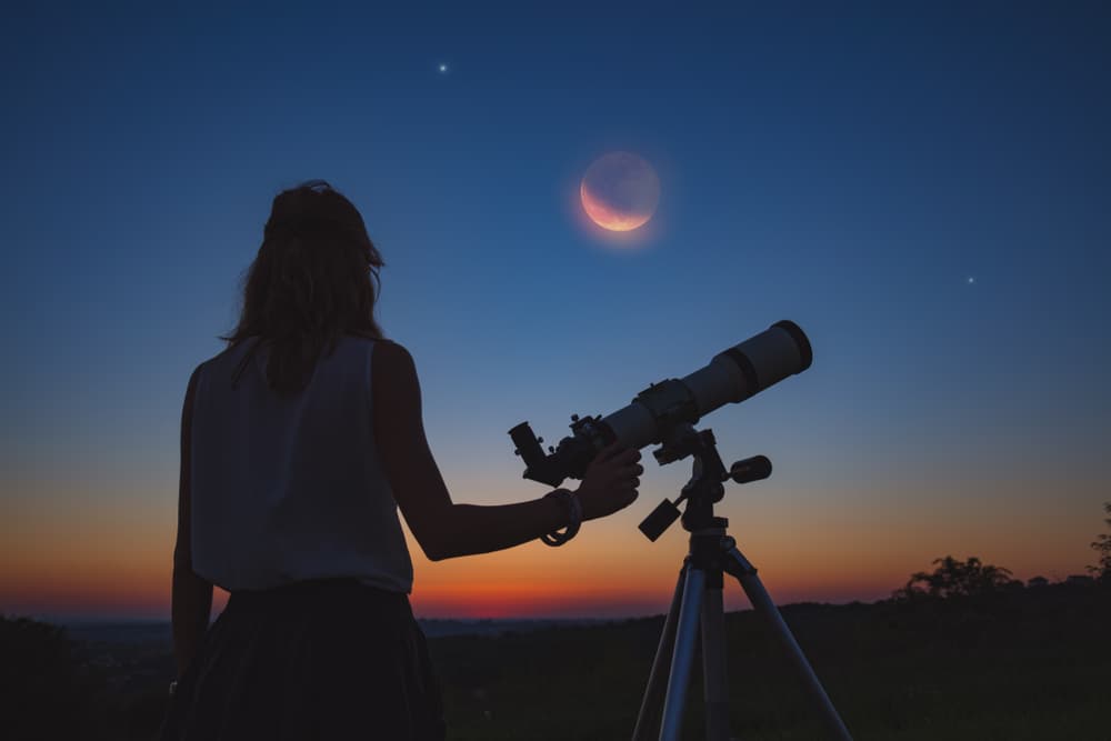 6 Billion People Will See a Total Lunar Eclipse on September 7-8 - Here's When
