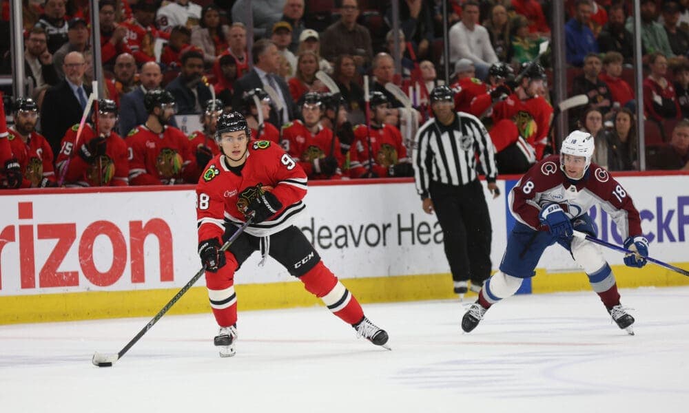 Avalanche Aim for Ninth Straight Win Against Blackhawks in Chicago