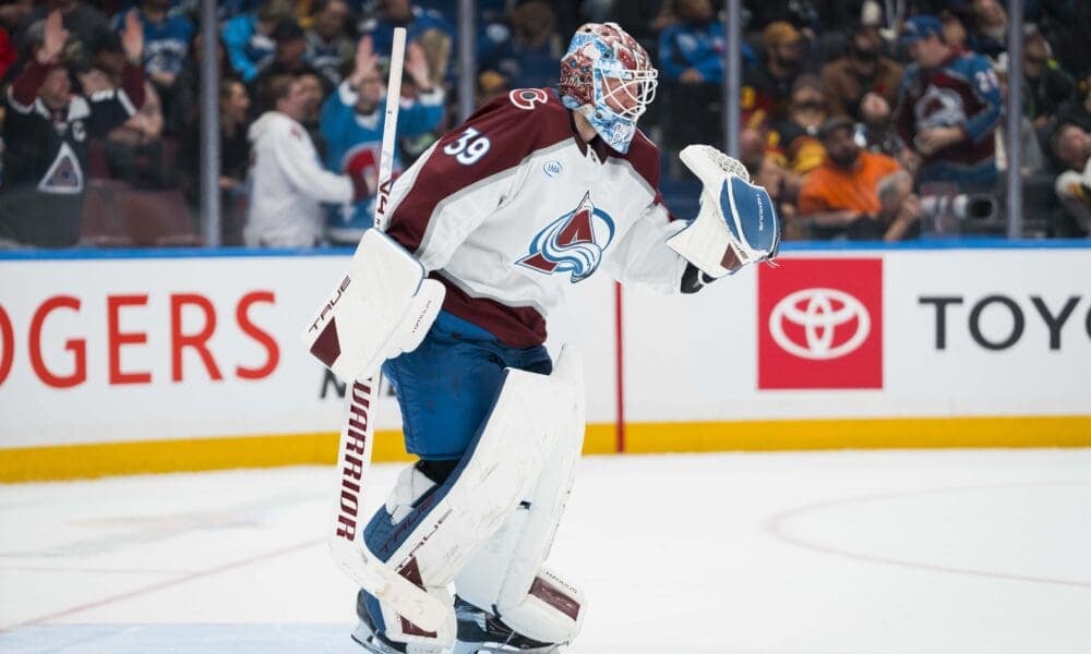 Blackwood's Shutout Propels Avalanche to Eighth Straight Victory
