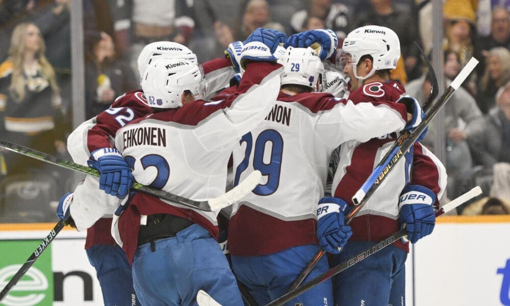 Late Goals and Wedgewood's Ups and Downs Highlight NHL's Thrilling Night