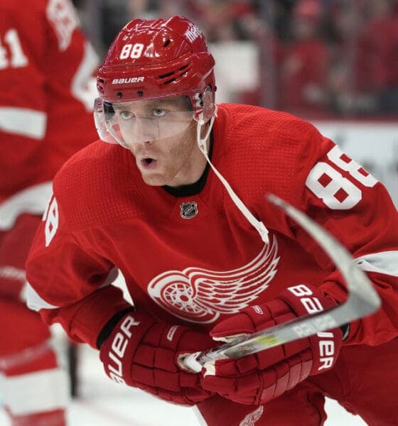 Kane's Game-Winning Goal Lifts Red Wings Over Kraken in Thrilling Match