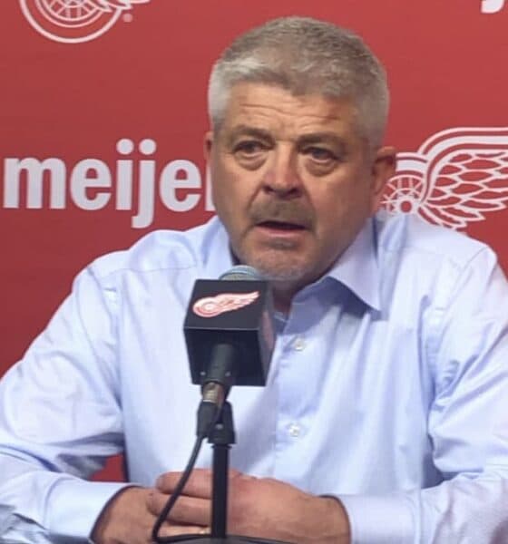 Red Wings Face Pressure as Atlantic Division Race Tightens with Islanders and Bruins Close Behind