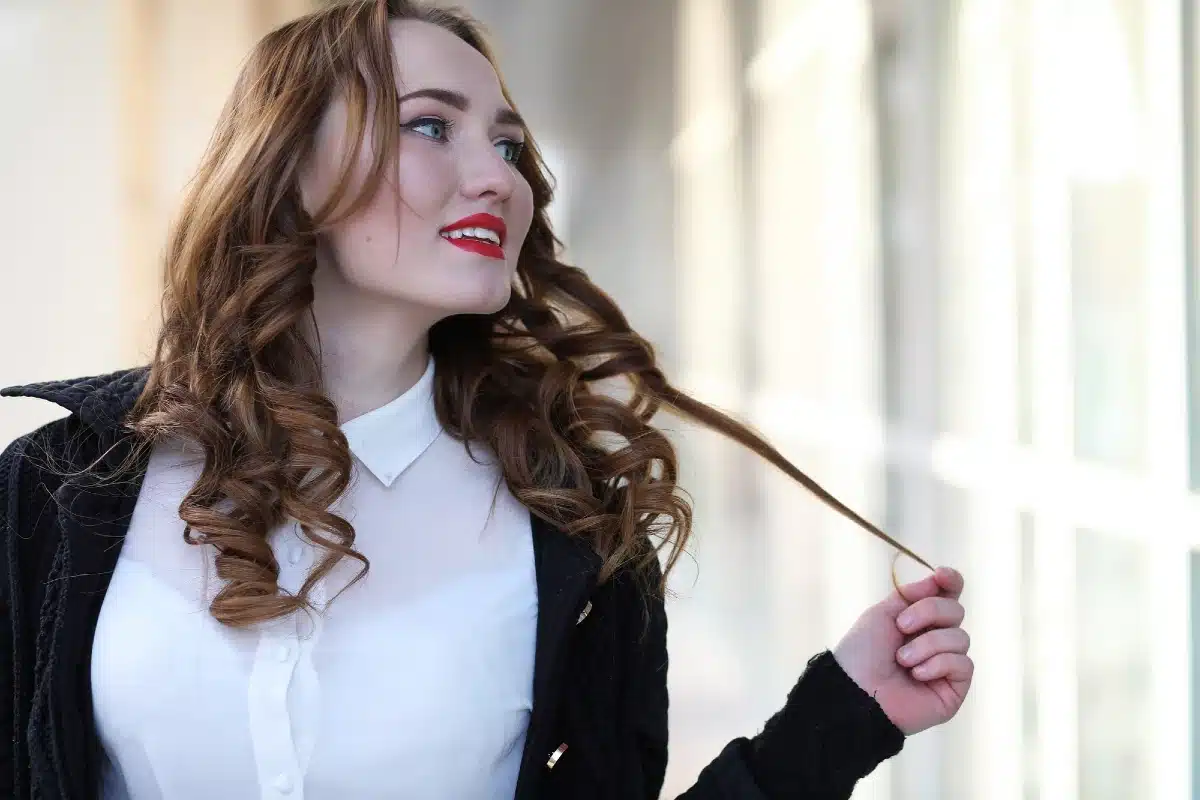 Timeless Interview Hairstyles That Elevate Your Professional Look