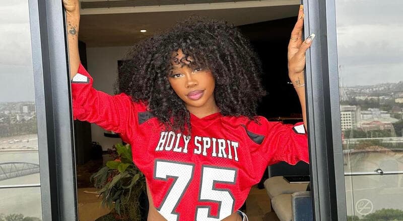SZA's Touring Success Elevates Her to Second Highest Grossing Female Artist