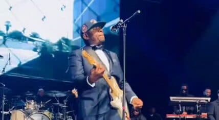 Scarface Delivers Emotional Guitar Performance of "Smile" at 55th Birthday Concert
