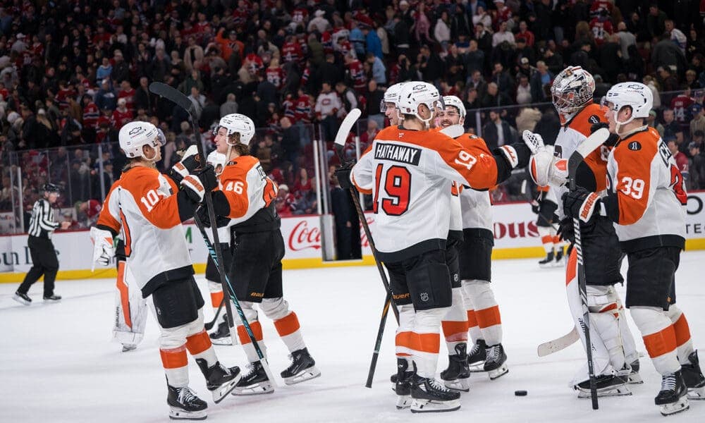 Flyers Fans Weigh In on Holiday Mailbag Questions and Predictions