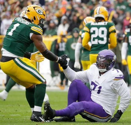 Vikings Cut Christian Darrisaw's Season Short Before Giants Showdown
