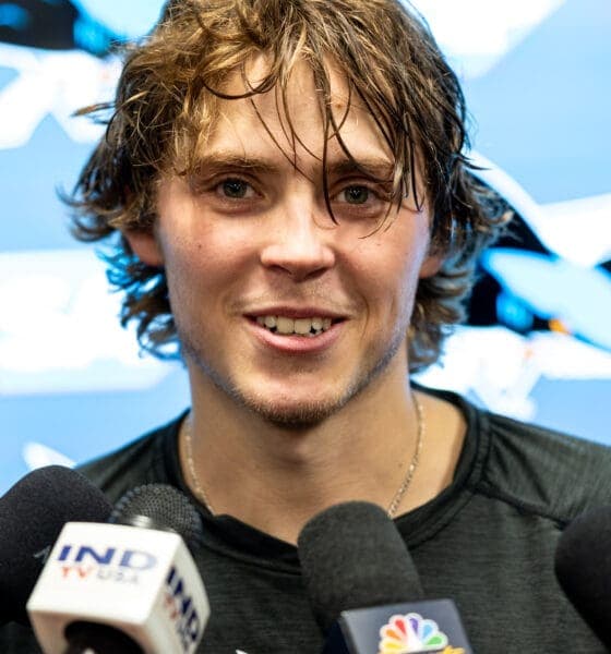 Steph Curry Discusses Celebrini's Impact and Desharnais Injury Update