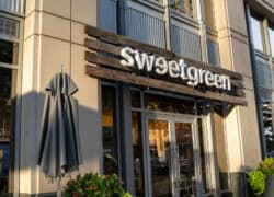 Discover the Original Locations of 12 Iconic Fast-Casual Chains Today