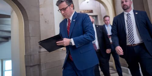 US House Votes to End Federal Shutdown, Averting Economic Crisis