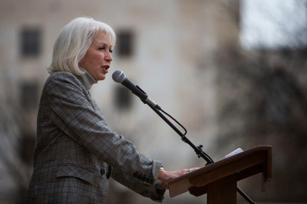 Tina Peters Faces Challenges in Transfer to Federal Custody Amid State Pushback