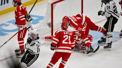 Ty Henricks Shines with Two Goals for Western Michigan, Boosting Rangers Prospects