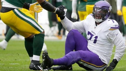 Vikings Offensive Line Gains Momentum with Darrisaw's Return for Week 14