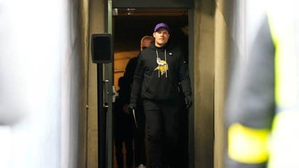 Vikings Upgrade Multiple Starters on Injury Report Ahead of Week 14